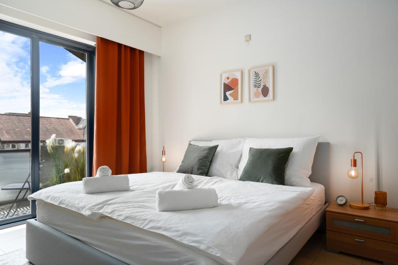 האסלט City Apartment 3 Bedroom, Kitchen, Wifi, Workspace, Coffee, Central מראה חיצוני תמונה