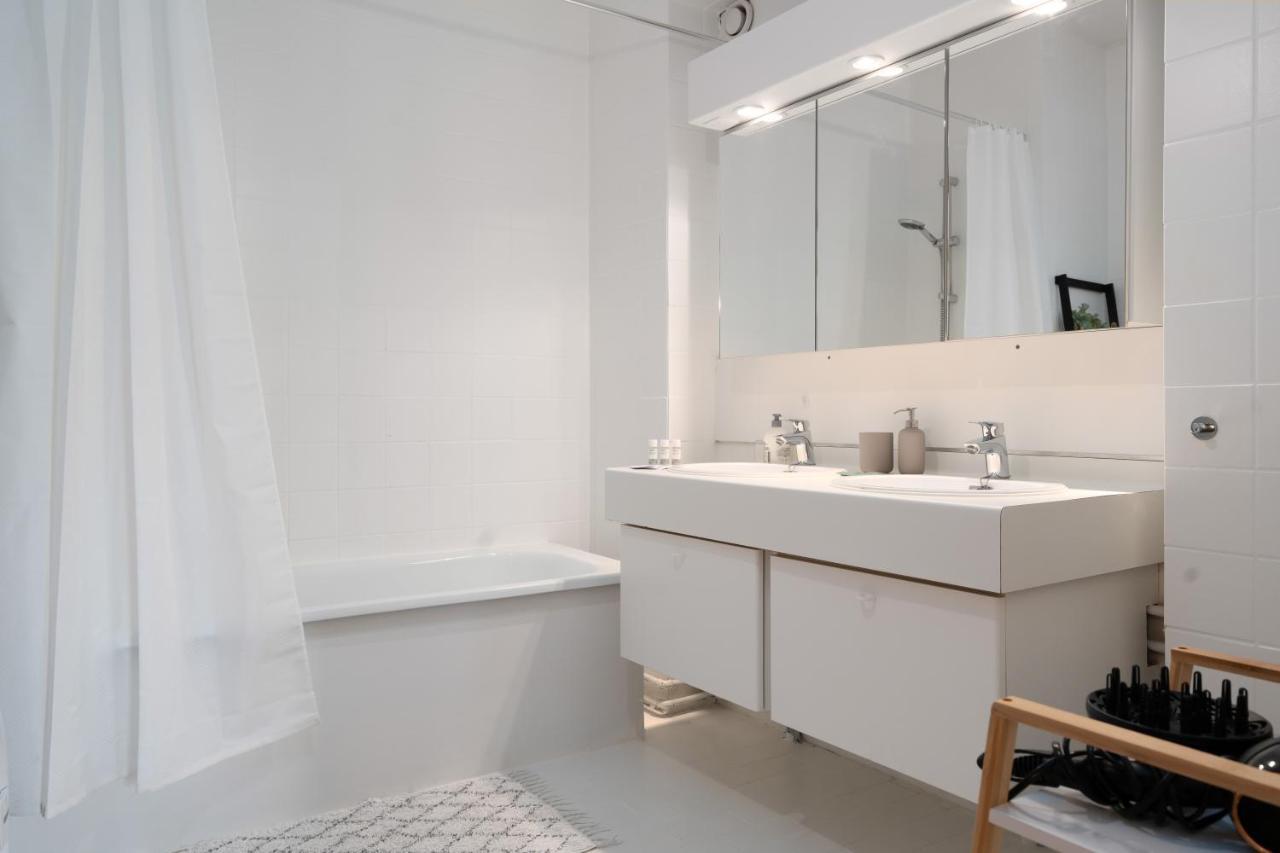 האסלט City Apartment 3 Bedroom, Kitchen, Wifi, Workspace, Coffee, Central מראה חיצוני תמונה